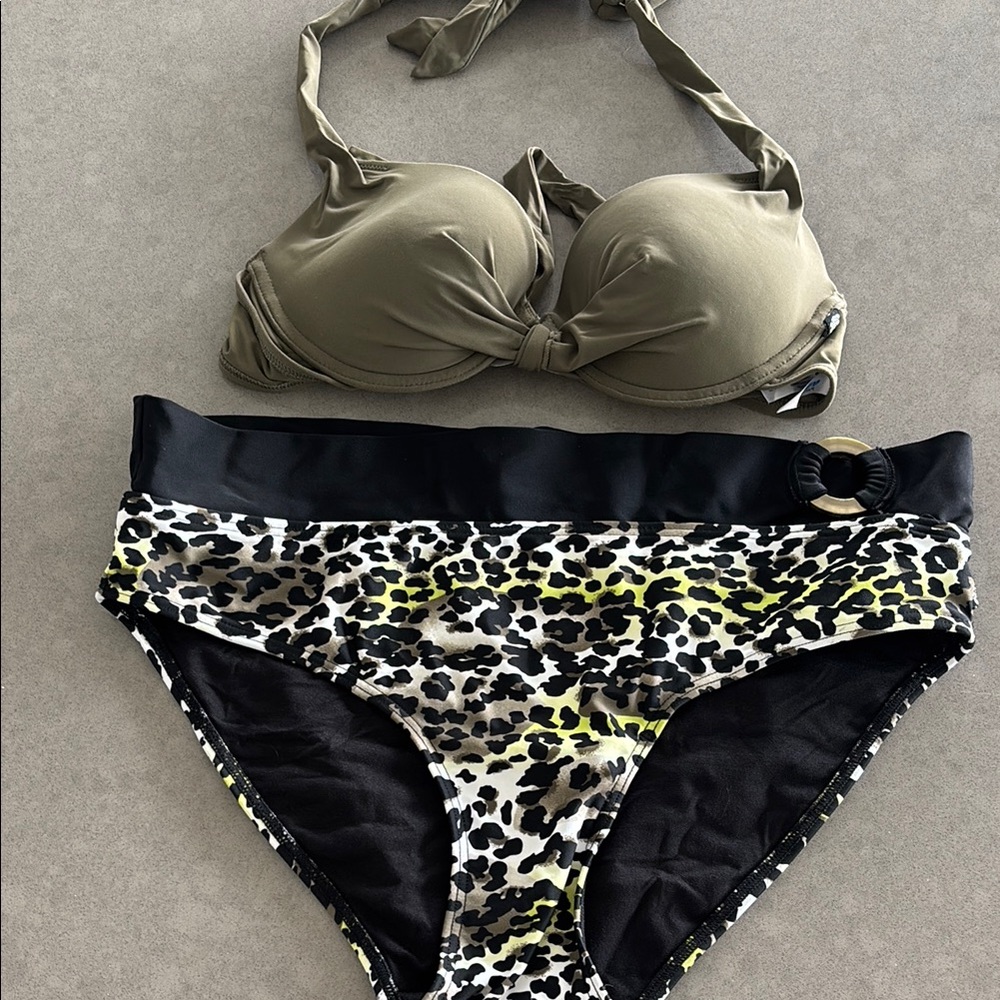 La Vie En Rose Green and Black Bikini Set Classic Swimwear